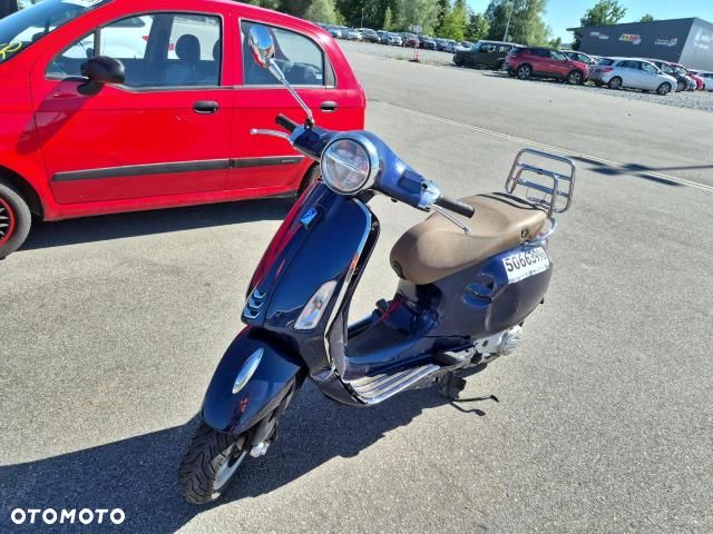 Piaggio Vespa - 2