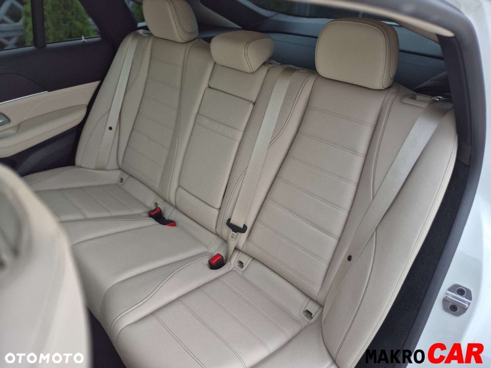 Mercedes-Benz GLE - 19