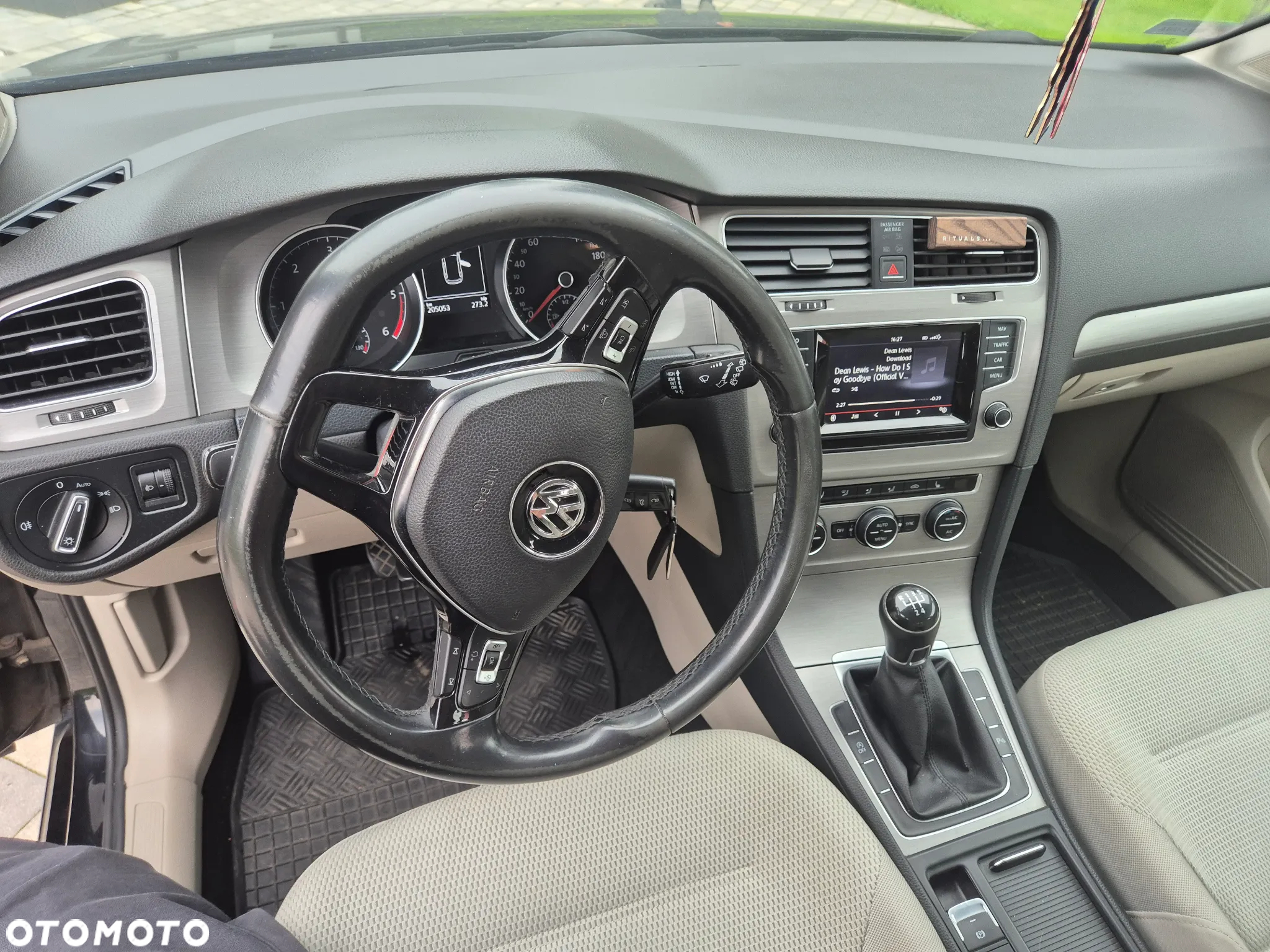 Volkswagen Golf VI 1.6 TDI BlueMot Trendline - 15