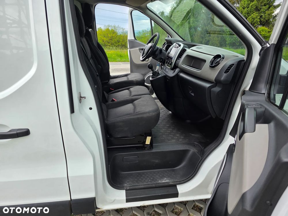 Renault Trafic - 10