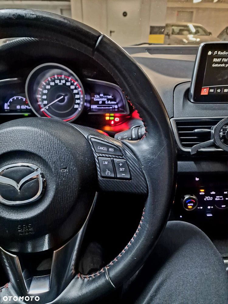 Mazda 3 1.5 D Skyenergy - 22