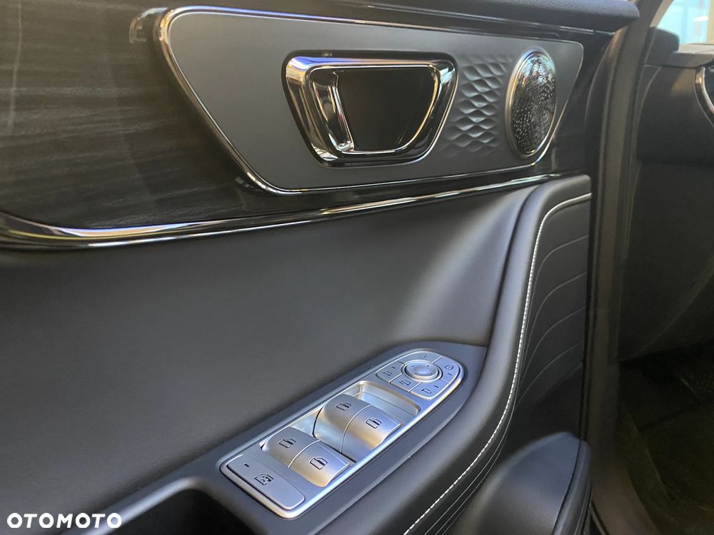 Omoda 5 1.6 T-GDI Premium DCT - 31