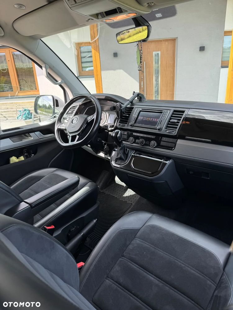 Volkswagen Multivan - 21