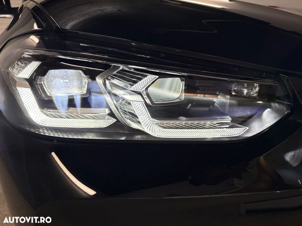 BMW X3 xDrive20i Aut. xLine - 29