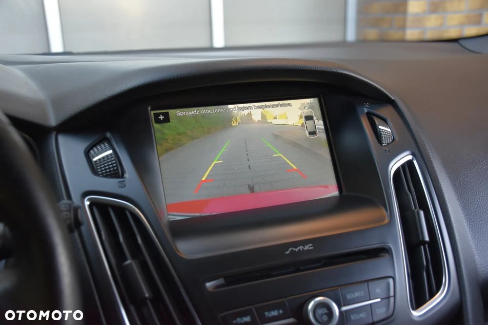 Ford Focus 1.5 EcoBoost STart-Stopp-System ST-LINE - 19