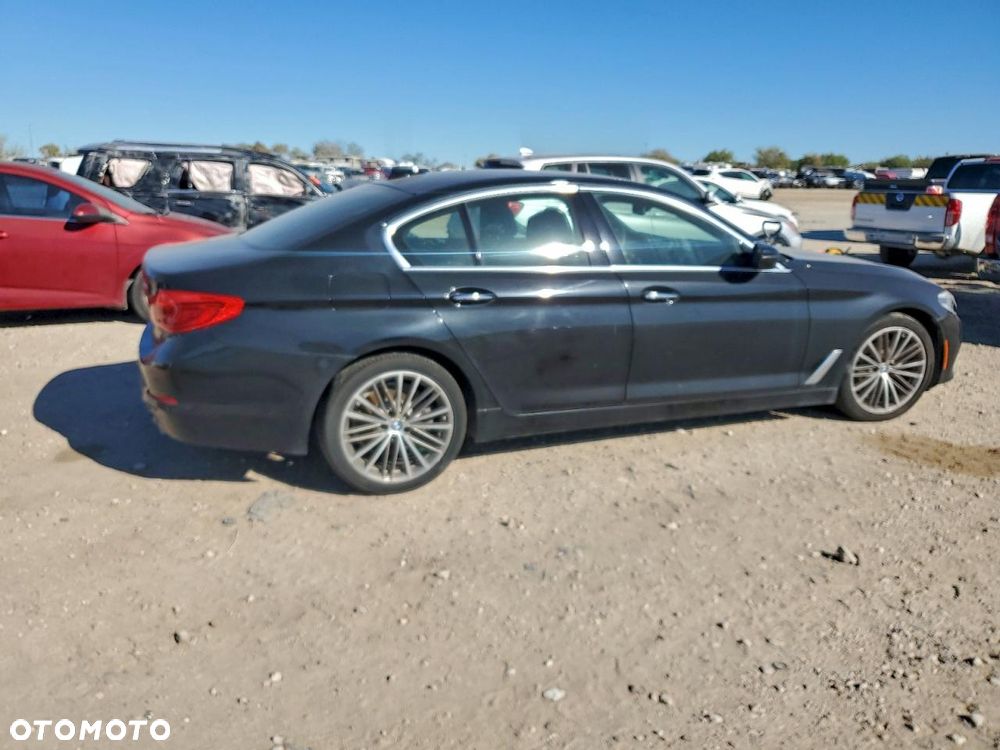 BMW Seria 5 530i - 4