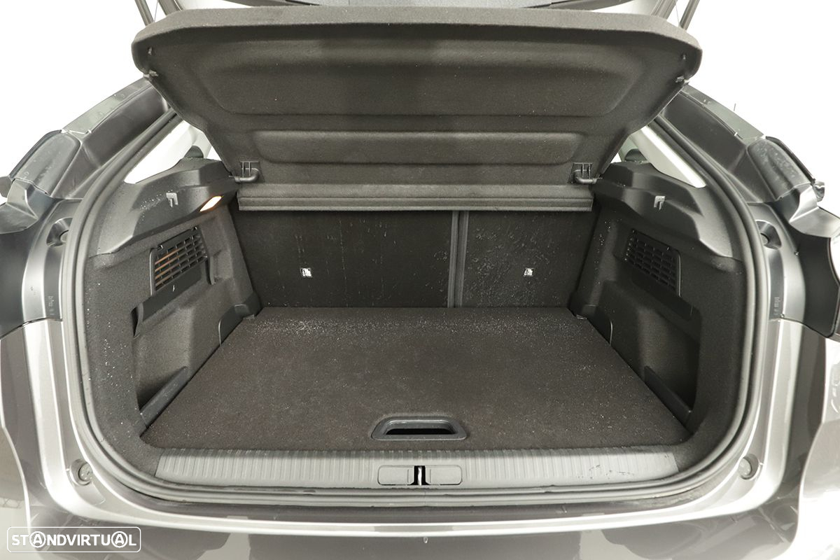 Citroën C4 1.2 PureTech Plus EAT8 - 24