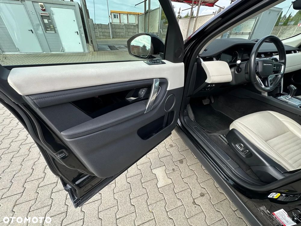 Land Rover Discovery Sport - 7