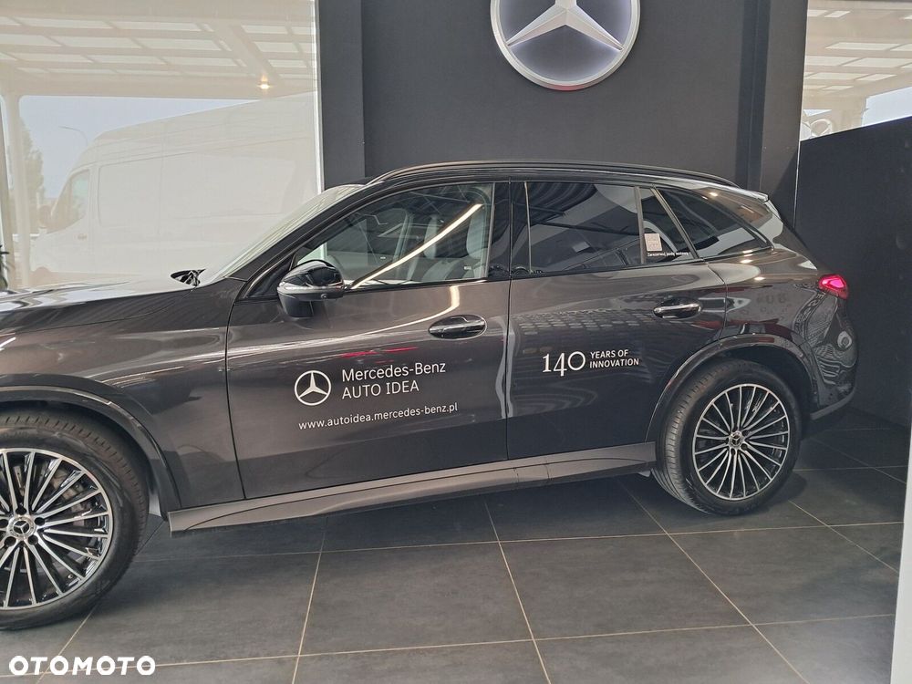 Mercedes-Benz GLC - 13