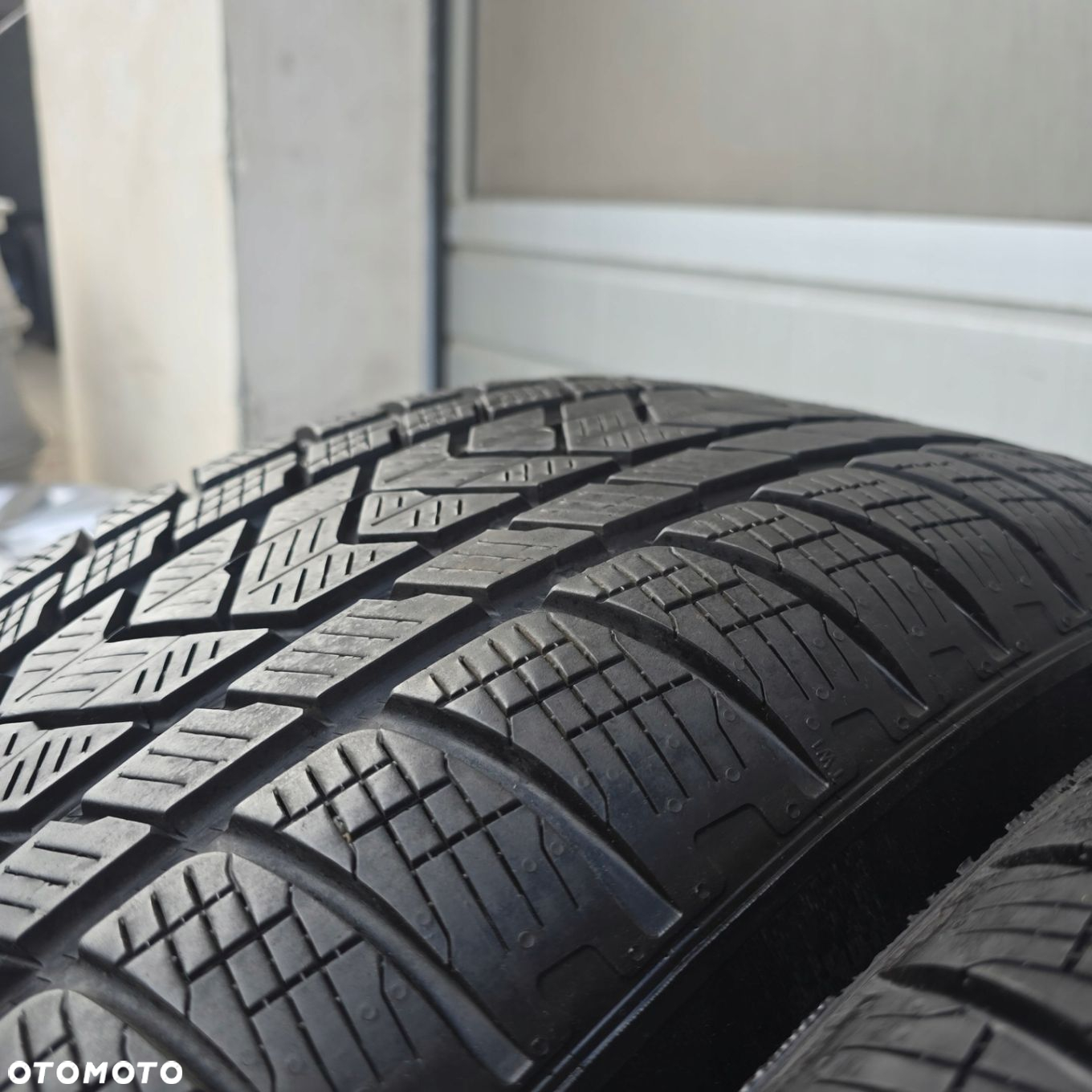 BMW X7 G07 M-PAKIET 21 5X112 9.5J ET36 23R 285/45R21 113V ZIMA 4X - 10