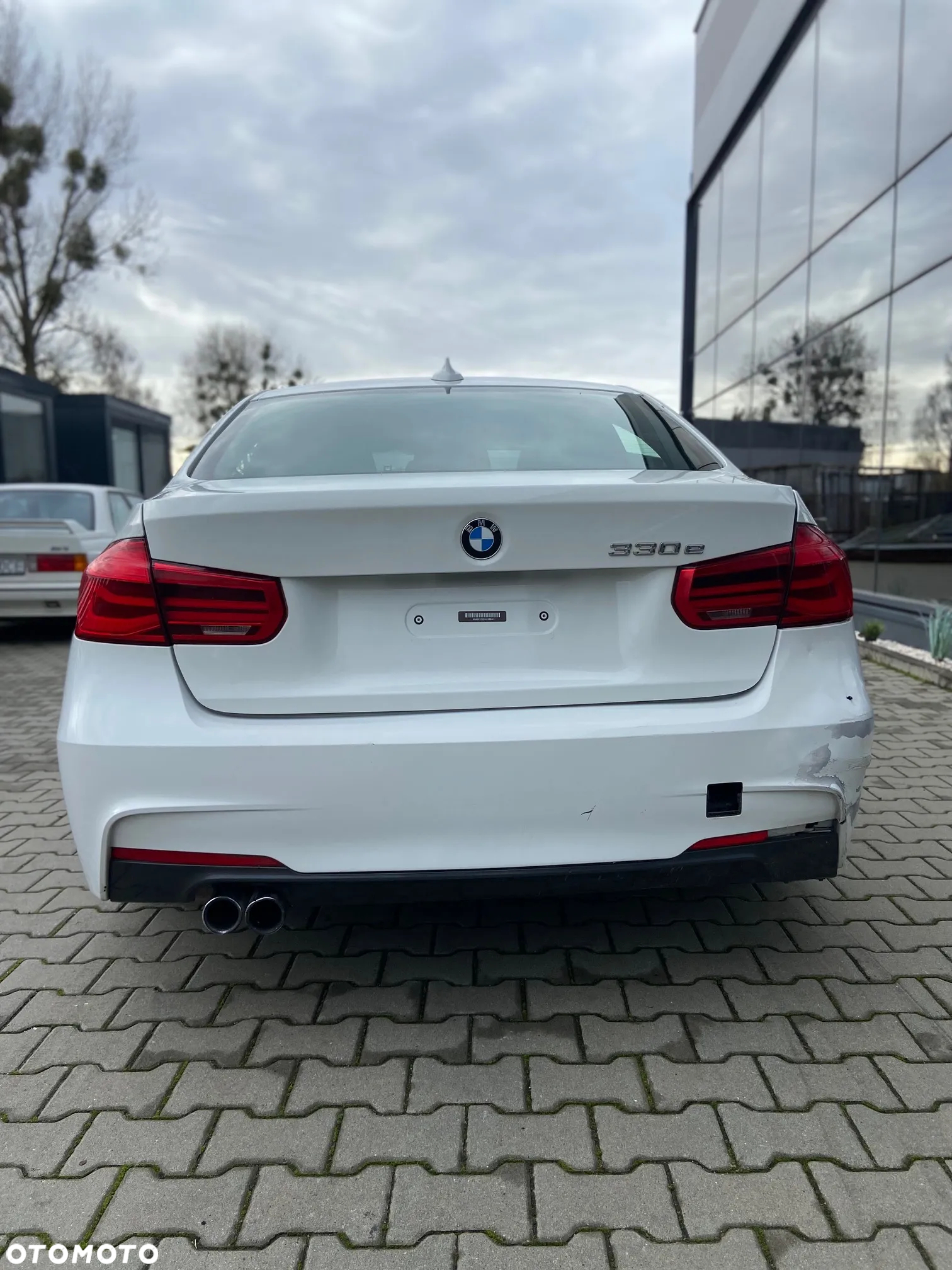 BMW Seria 3 330e M Sport sport - 6