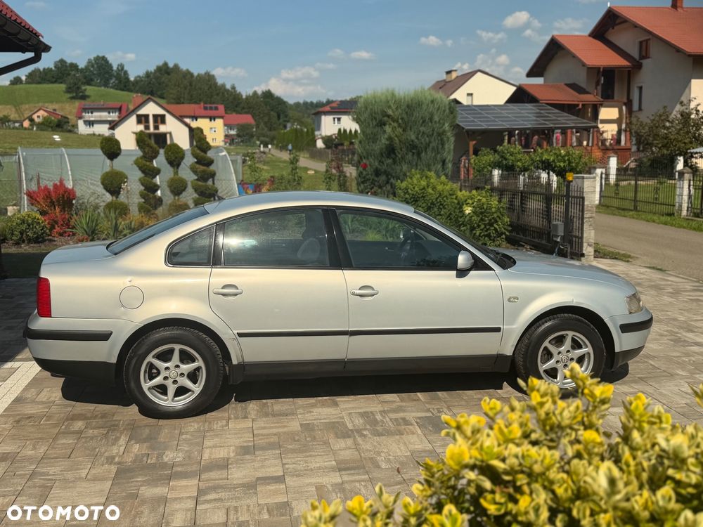Volkswagen Passat 1.9 TDI CL - 3