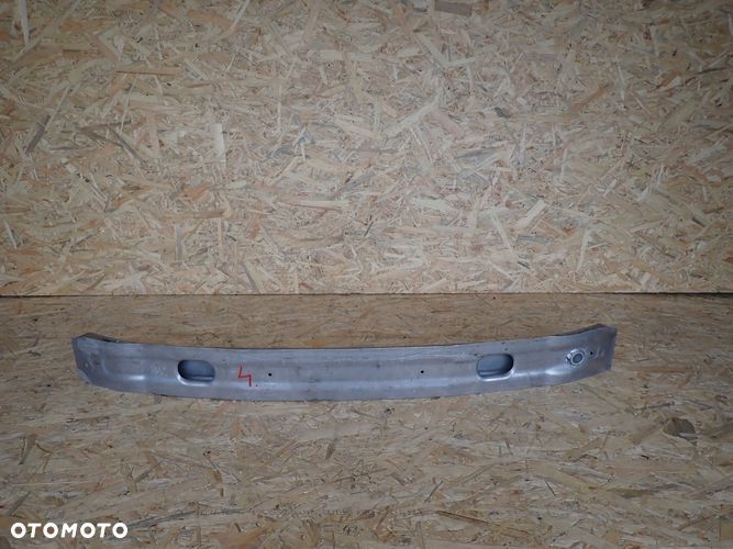 AUDI A4 B9 8W0 15- belka zderzaka przednia przód 8w0807113