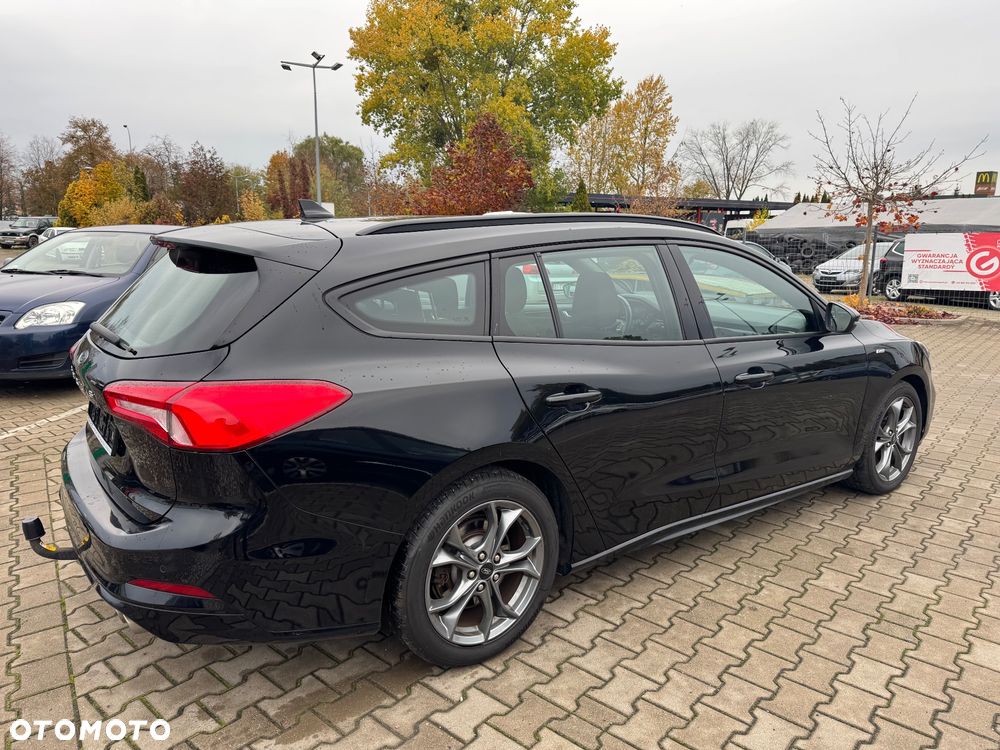 Ford Focus Turnier 1.5 EcoBlue Start-Stopp-System ST-LINE - 13