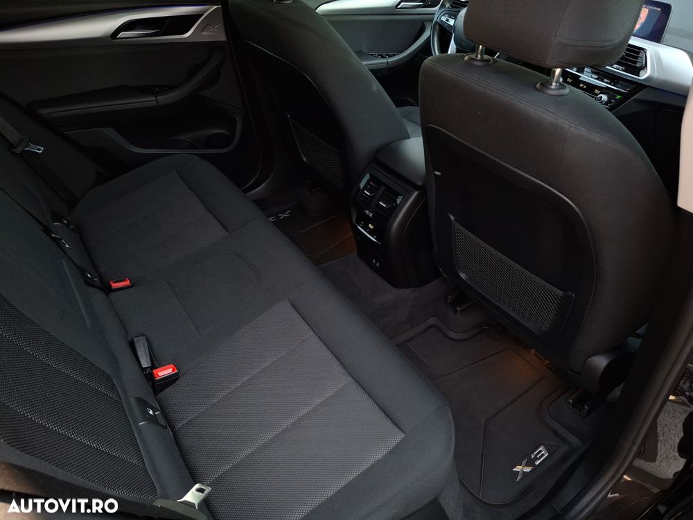BMW X3 xDrive20i AT - 13