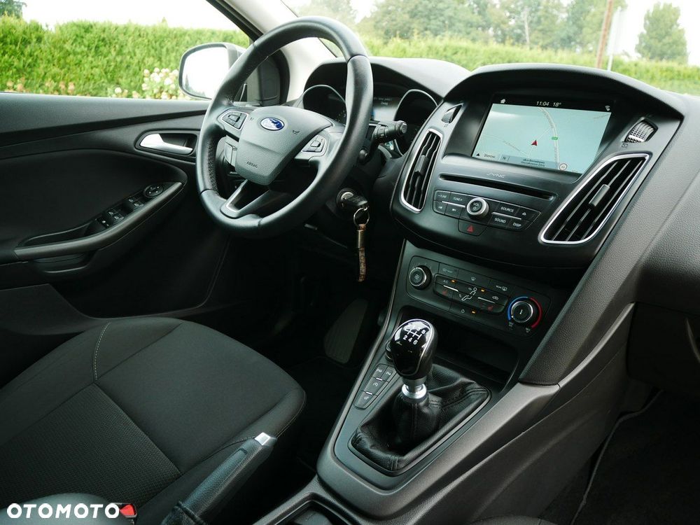 Ford Focus Turnier 1.0 EcoBoost Start-Stopp-System ACTIVE DESIGN - 27
