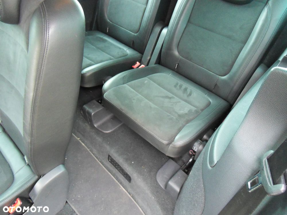 Volkswagen Sharan 2.0 TDI DSG BlueMotion Technology Highline - 23