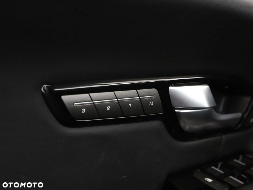 Land Rover Range Rover Evoque 2.0TD4 Autobiography - 36