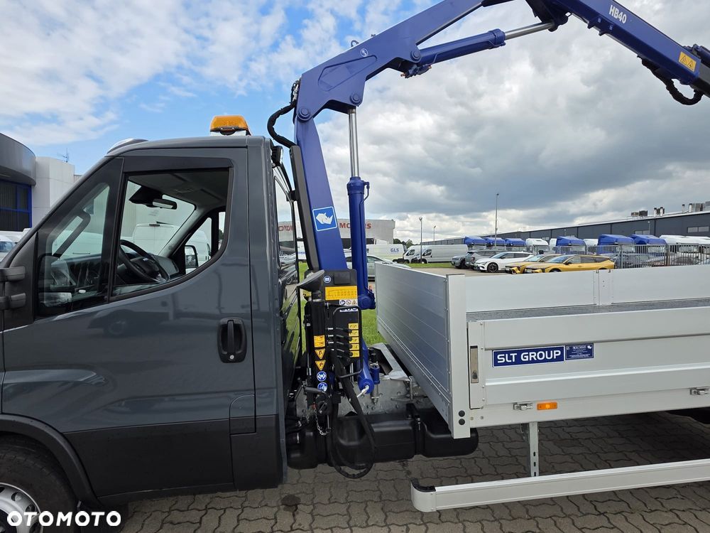 Iveco 70C18 Hds Żuraw Skrzynia Demo Pokazowy Jak Nowy !!! dmc 7200 - 2