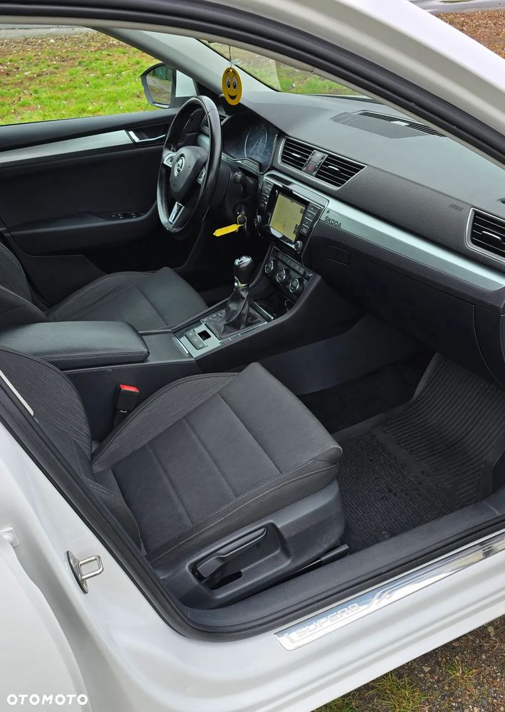 Skoda Superb ver-2-0-tdi-4x4-ambition - 7