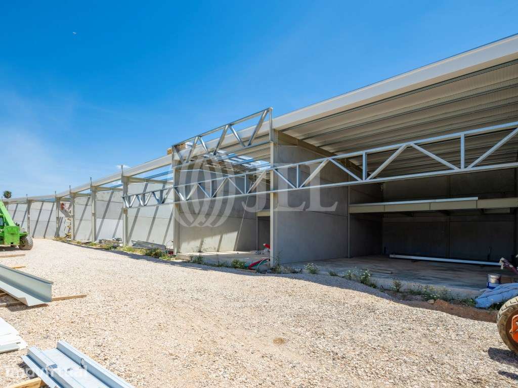 Loja no centro empresarial San Lorenzo, em Almanci, Algarve - Grande imagem: 3/27