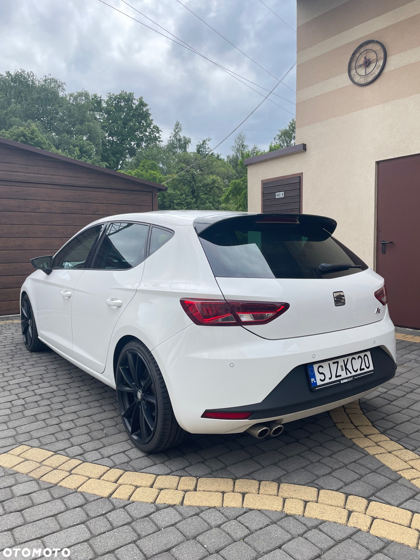 Seat Leon 2.0 TDI FR Black S&S - 2