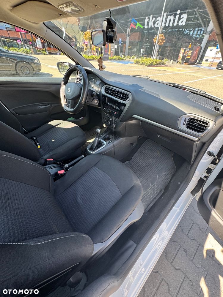 Peugeot 301 1.6 VTi Allure EU6 - 14