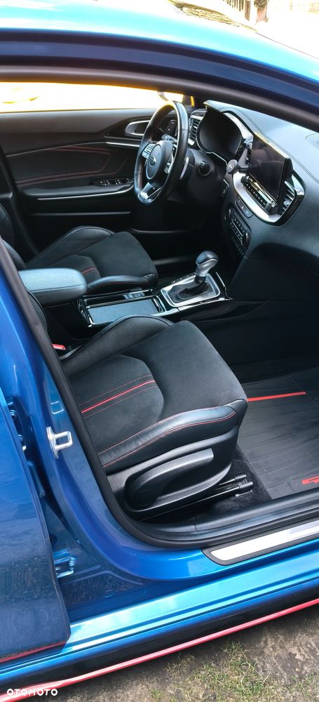 Kia Ceed 1.6 T-GDI GT DCT - 19