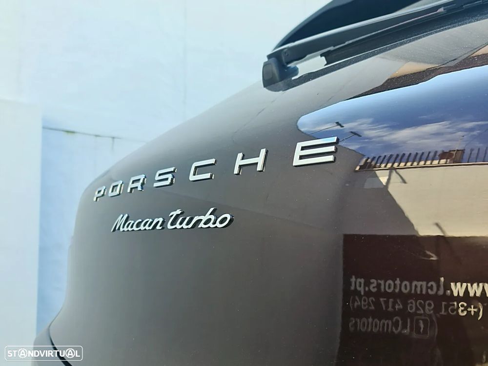 Porsche Macan Turbo - 29