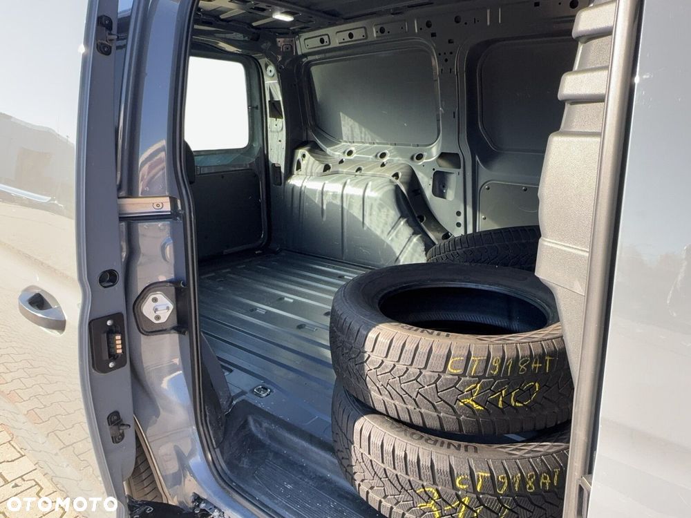 Volkswagen Caddy MAXI Cargo 1.5 TSI 84 kW DSG 7-G - 10