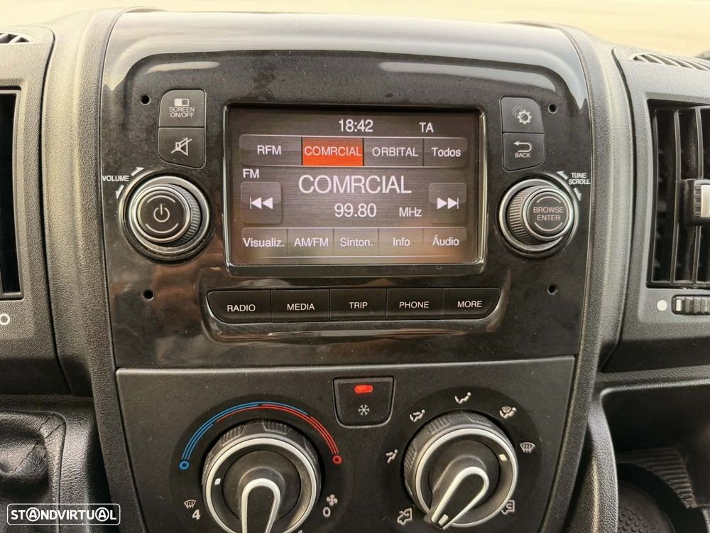 Peugeot Boxer 2.2 BlueHDi 335 L2H2 Premium - 10