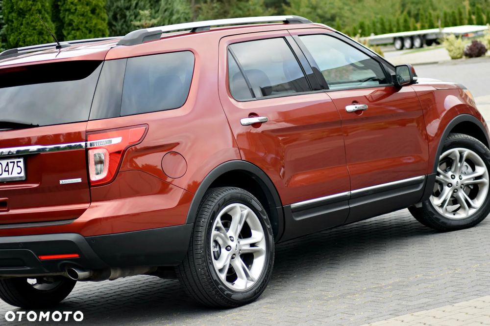 Ford Explorer - 25