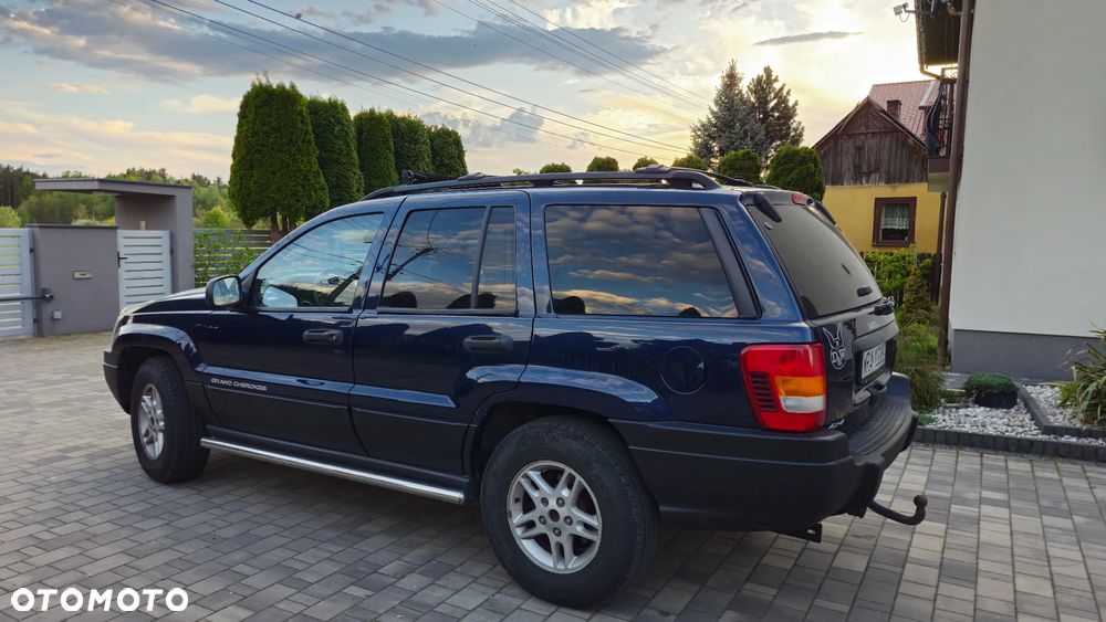 Jeep Grand Cherokee ver-4-0-laredo - 12