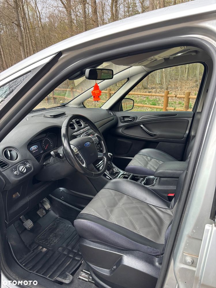 Ford S-Max 2.0 Titanium - 19