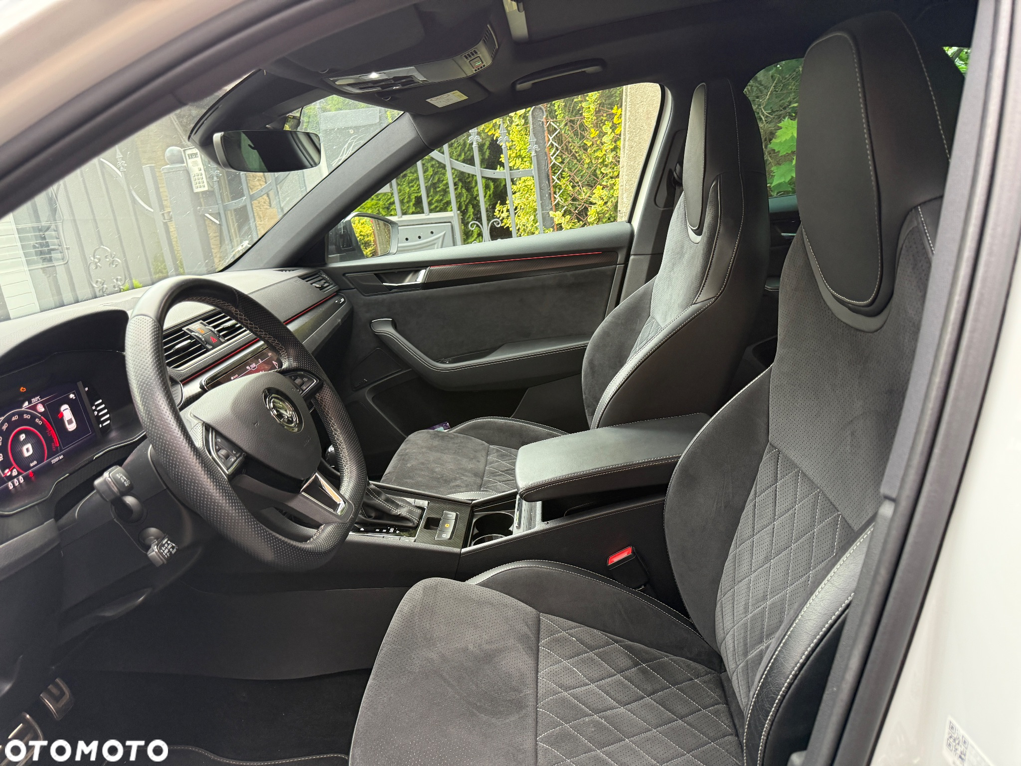 Skoda Superb 1.4 TSI Plug-In Hybrid Sportline DSG - 8