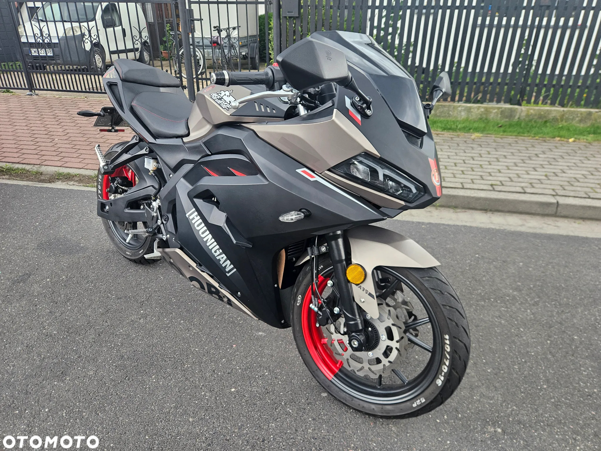 Motobi Inny - 2