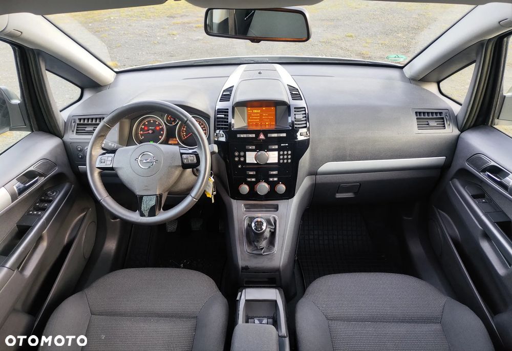 Opel Zafira 1.8 Selection 110 Jahre - 13