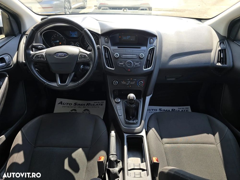 Ford Focus 1.0 EcoBoost Trend - 8