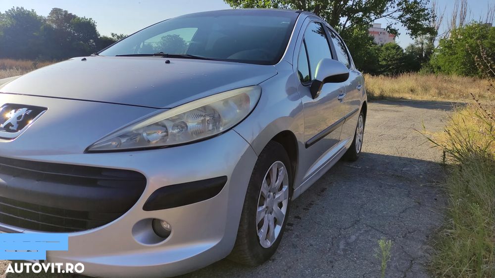 Peugeot 207 1.4HDI Premium - 4