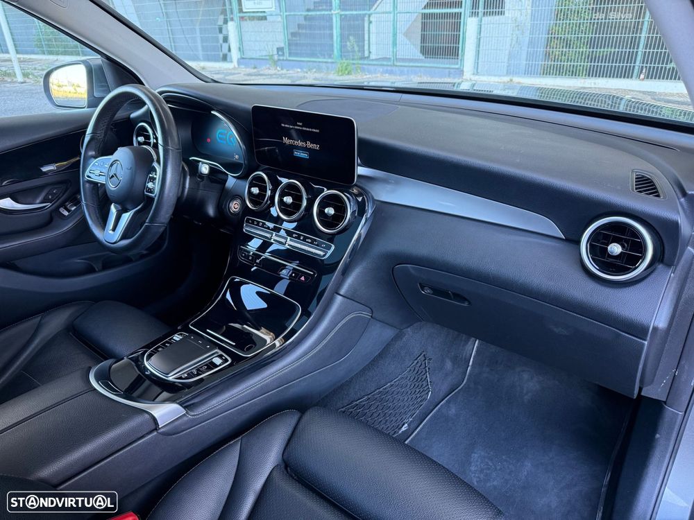Mercedes-Benz GLC 300 e 4Matic - 32