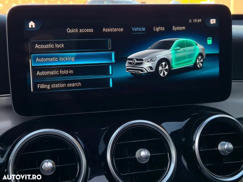 Mercedes-Benz GLC 300 e 4Matic 9G-TRONIC Edition AMG Line - 12