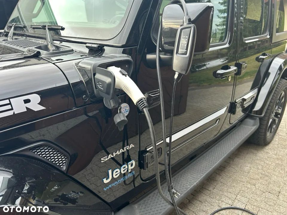 Jeep Wrangler Unlimited GME 2.0 Turbo Sahara - 32