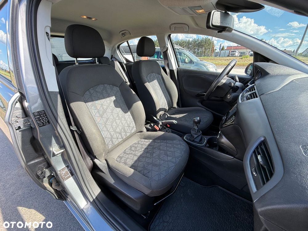 Opel Corsa 1.4 Cosmo - 19