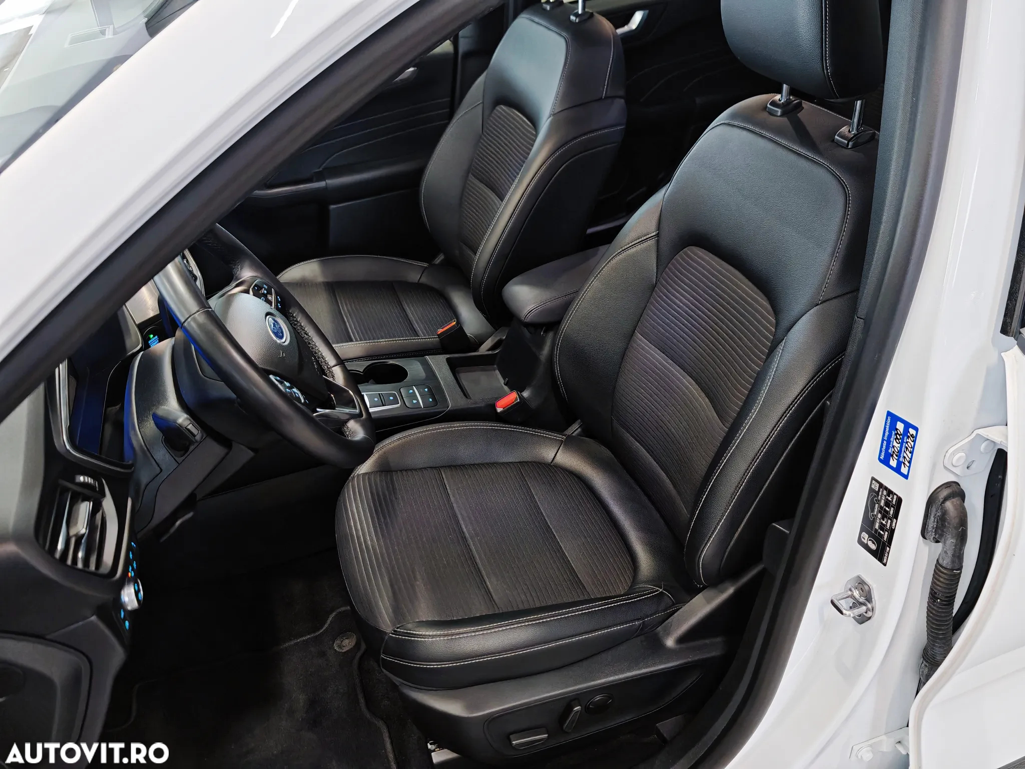 Ford Kuga 2.5 Duratec PHEV Titanium X - 8