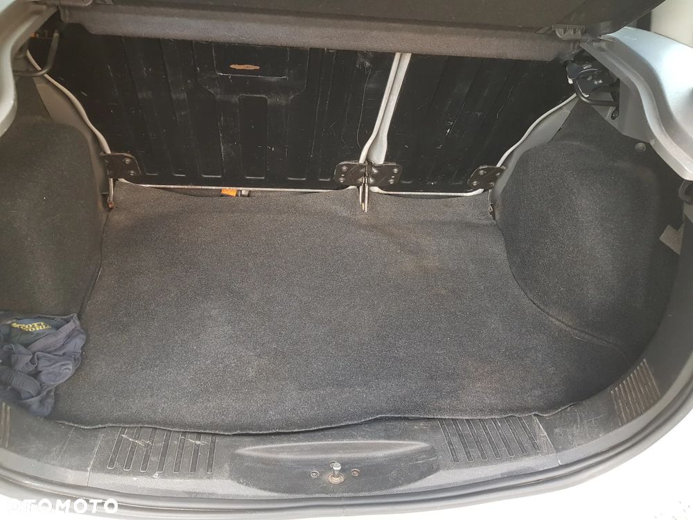 Ford Fusion 1.4 TDCI Ambiente - 10