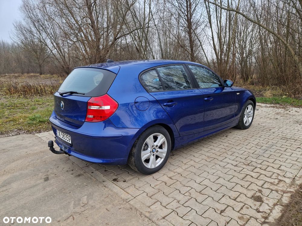 BMW Seria 1 116I 2007 photo 4
