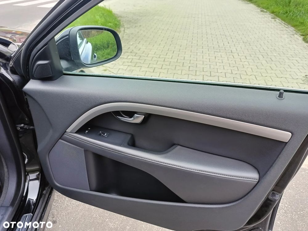Volvo V70 D3 Geartronic Edition - 23