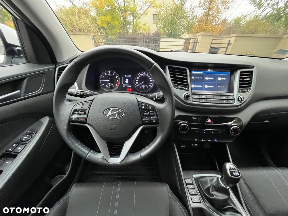 Hyundai Tucson 1.6 GDI BlueDrive Design 2WD - 30
