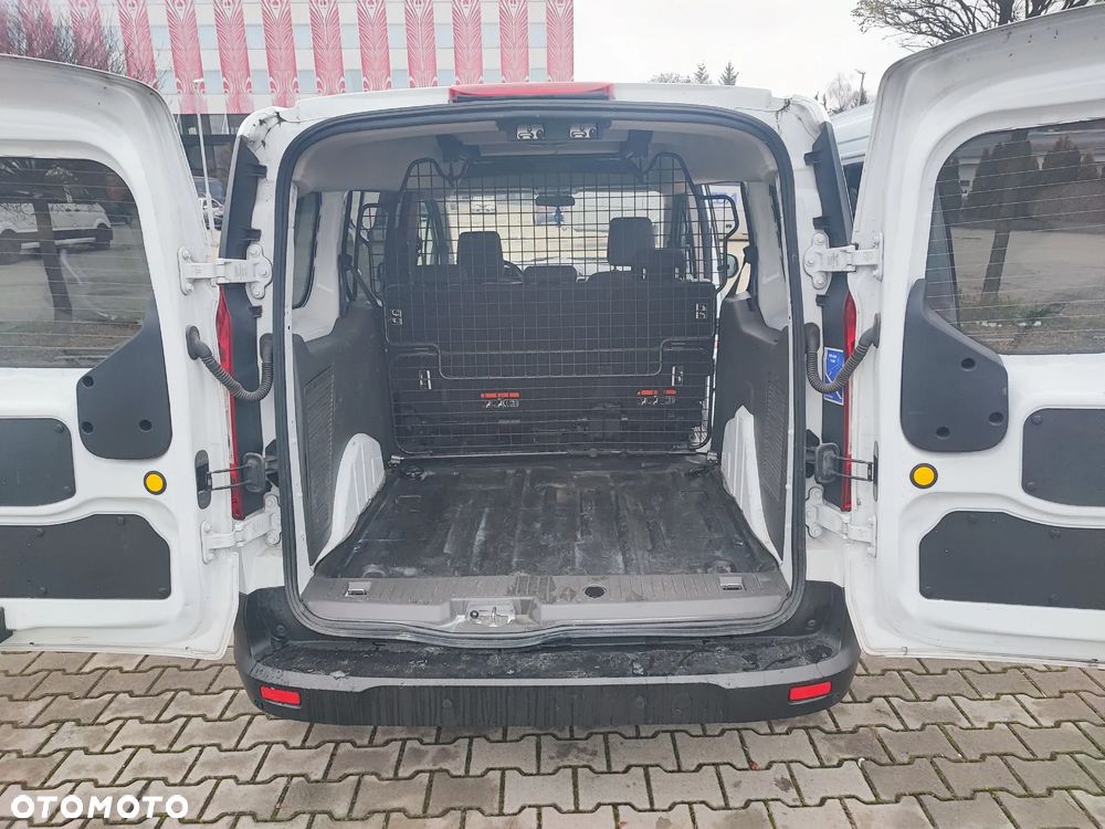 Ford Transit Connect - 11