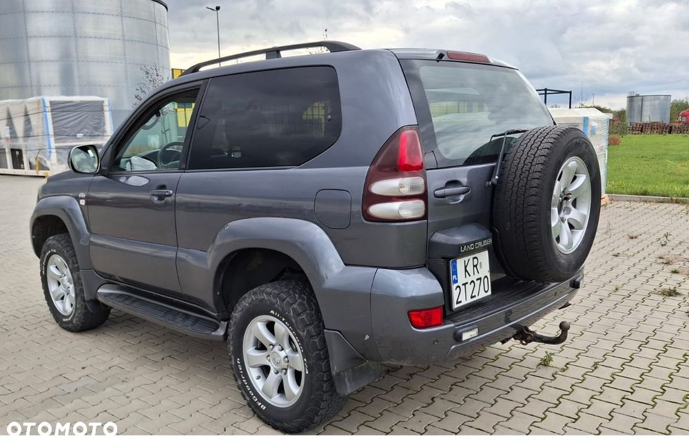Toyota Land Cruiser - 3